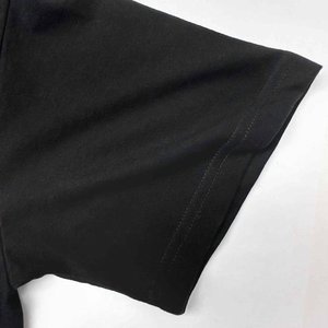 เสื้อยืดฮิปฮอปผู้ชาย แขนสั้น คอวี ลายต้นคริสต์มาสระยิบระยับ ผ้าคอตตอน 100% น้ำหนัก 210 กรัม สีดำ แห้งเร็ว ระบายอากาศดี สวมใส่สบาย - Product Image 2