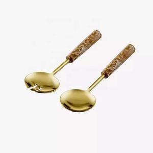 Ensemble cuillère et fourchette de serveur de salade en argent poli Table de mariage ustensiles de cuisine décor vaisselle longue poignée en rotin - Product Image 3