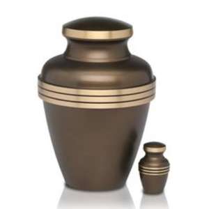 Premium Brass Cremation <b>Urns</b> With Velvet Storage Bags Included <b>for</b> Elegant protection and Presentation of <b>Ashes</b> - Product Image 5