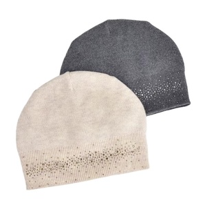 Bonnet tricoté uni avec strass brillants, doux et extensible, idéal pour l'extérieur, chaud et confortable - Product Image 1