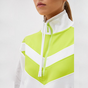 Ensemble de survêtement pour femme respirant à séchage rapide antibactérien écologique coupe-vent imprimé pour l'entraînement Options personnalisables - Product Image 3