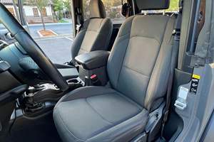 Used 2020 J-e-ep Wrangler Sport 4x4 - Product Image 4