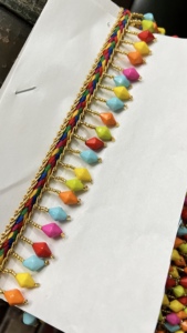 Recorte de bordado de encaje de cinta de satén indio para cortinas y fundas de sillas de sofá ofertas en venta al por mayor - Product Image 6