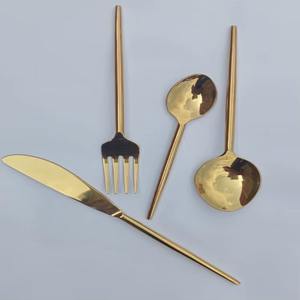 Ensemble de couverts en acier inoxydable avec poignées en acrylique écologiques de qualité supérieure pour les fêtes - Design élégant, prise en main confortable - Product Image 6