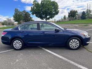 Usado 2009 Hon-da Accord LX - Product Image 2