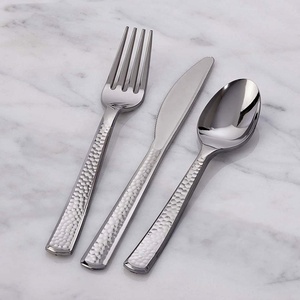 Couverts de mariage de qualité supérieure, acier inoxydable de qualité supérieure, finition argent, plat, Design moderne martelé, poignée - Product Image 1