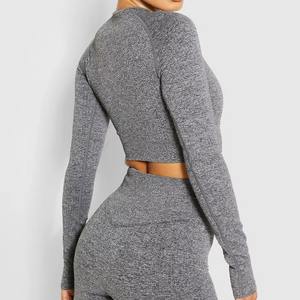 Conjunto de Yoga de cintura alta para mujer OEM, sujetador deportivo con logotipo personalizado y mallas impermeables, traje de entrenamiento para gimnasio, ropa deportiva de tela inteligente - Product Image 3