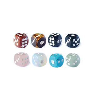 Piedra de alta calidad D6 Cubo de dados multi piedra Piedra preciosa Cristal D6 Dados Piedra grabada Puntos personalizados Juegos de dados Vikingos Mayorista - Product Image 1