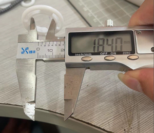 Oeillets en plastique - Product Image 2