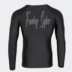 Rash Guard vierge OEM, Rash Guard d'entraînement à manches longues, Fitness Wear & MMA Wear pour hommes - Product Image 4