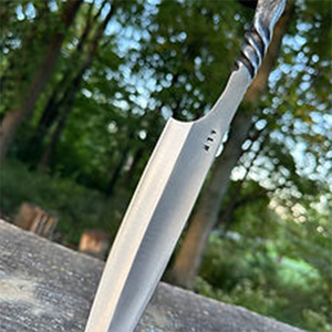 Cuchillo de cocina forjado de acero de Damasco personalizado de alta calidad con mango de envoltura de cuero de acero inoxidable hecho a mano - Product Image 2