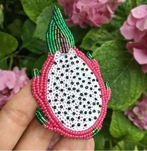 Llavero con Colgante de Bolso con Cuentas, Flor de Hibisco Roja, Bordado de Cuentas Hecho a Mano, Accesorio Floral Tropical para Bolso de glowin fashion - Product Image 1