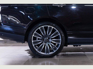 SUV d'occasion, gamme Black, intérieur cuir noir - Product Image 4