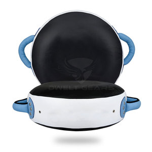 Escudo de patada redondo de cuero - Product Image 6