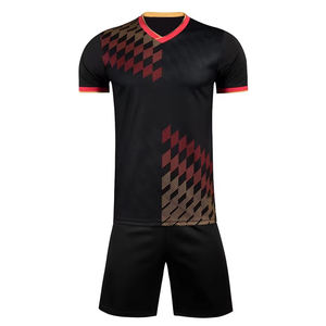 Maillot de football simple de couleur unie personnalisé de la plus haute qualité pour les vêtements de football d'entraînement en équipe - Product Image 1