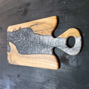 เขียงไม้เรซินสำเร็จรูปขายดีที่สุดเขียงทำด้วยมือคุณภาพสูงรูปทรงตามสั่งและราคาถูก - Product Image 1