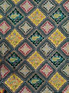 Tissu en crêpe naturel pur, imprimé, fortement brodé, motif Kerry, tissu très vendu, magnifique tissu pour la vente en gros - Product Image 1