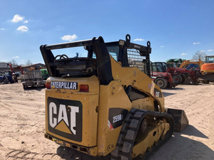 Chargeuse sur pneus Caterpillar 259B Diesel 2011 |   Chargeuse compacte sur chenilles CAT d'occasion et neuve 259D3, chargeuse sur chenilles compacte 246 226 249 - Product Image 4