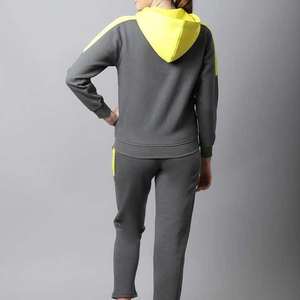 Ropa para exteriores, chándal para mujer, chándal hecho a medida de alta calidad para mujer, chándal cómodo de algodón y poliéster para mujer - Product Image 5