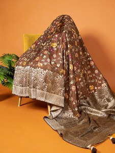 ชุดปาร์ตี้ส่าหรีพิมพ์ลายกาลัมคารีที่สวยงาม - Product Image 6