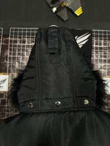 Abrigo acolchado alternativo de lona ligera para hombre, chaqueta de invierno empacable, cuello con capucha, decoración bordada, aislamiento cálido - Product Image 4