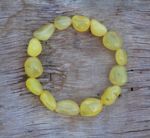Bracelet de calcite jaune unisexe avec perle d'agate de conception religieuse classique/pierre principale de diamant pour les fêtes de mariage - Product Image 1