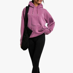 Sudadera con Capucha de Diseño Nuevo para Mujer, Estilo Deportivo Urbano de Invierno, con Estampado Puff, de Alta Calidad, Hecha a Medida, de Forro Polar - Product Image 1