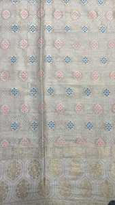 Dyeable Muslin MeenaJacquard Dupatta 36 pouces de largeur polyvalent pour toutes les occasions vestimentaires-Mariage/Fêtes - Product Image 2