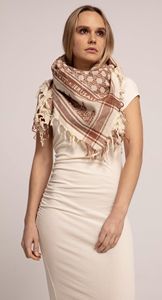 Bufanda impresa Tela Material ligero de alta calidad Servicio de etiqueta blanca Suministro a granel Perfecto para pedidos de moda - Product Image 2