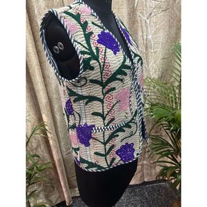 Chic Professional Outer Wear Chic Kantha Jacket with Embroidered Suzani Decoration Filled with Cotton - Product Image 4