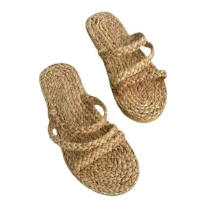 High Quality Handmade Water Hyacinth Slippers for Indoor Footwear Straw Sandals Made in Vietnam/Beach Cheap Slippers Top Seller