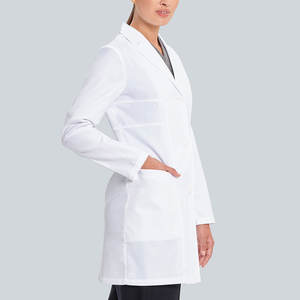 เสื้อกาวน์แพทย์คุณภาพสูง พิมพ์โลโก้ได้ รุ่น 2026 เสื้อกาวน์แพทย์น้ำหนักเบาสำหรับผู้หญิง - Product Image 1