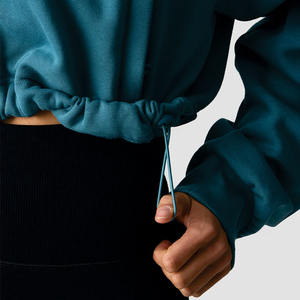 Ventes en gros de sweats à capuche courts pour femmes, 100% coton, logo personnalisé, OEM ODM, marque privée, sweats en molleton streetwear pour femmes - Product Image 4