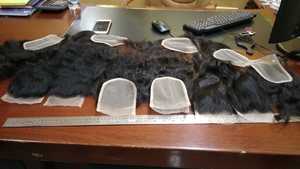 Extensions de cheveux humains vierges indiennes Remy de qualité supérieure, cuticules intactes, lisses et ondulées, double trame, fabrication artisanale - Product Image 3
