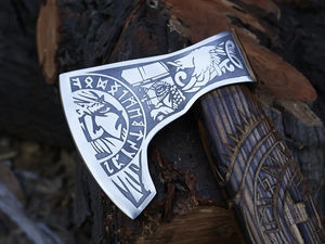 Wholesale Customized High Quality OEM ODM Service Hunting Professional <b>Axe</b> Hand Forged Viking Etched Damascus Steel Wood Handle - Product Image 2