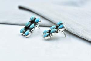 Pendientes hechos a mano de turquesa Mojave, pendientes de poste de plata esterlina para mujer - Product Image 5