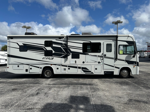 NUEVO MODELO 1F66F5DNXM0A20017 2023 Autocaravana Clase RV con Cocina Completa Extraíble, Capacidad para 6 Personas, Garantía de 3 Años, OEM - Product Image 3