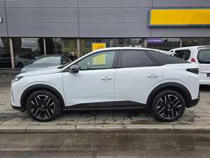 Peugeot 3008 Hybride Allure 1.6L Navi SHZ Essence 145 CV SUV d'occasion en bon état, sièges en cuir, toit ouvrant panoramique, phares à LED - Product Image 5