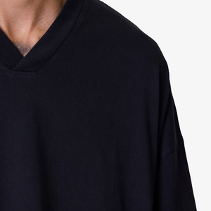 Nouveau T-shirt tendance pour homme 100 % coton, col en V, coupe oversize à épaules tombantes, imprimé numérique, décontracté, disponible en gros pour hommes - Product Image 4
