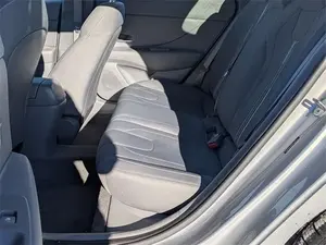 Hyundai ELANTRA SEL 2022 USADO, Volante a la Izquierda/Derecha - Product Image 3