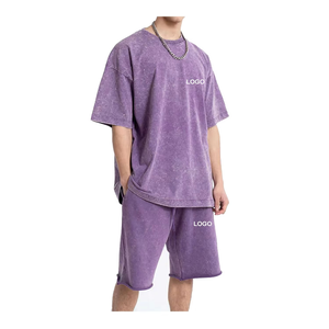 Vente de gros Ensemble short et t-shirt unisexe style décontracté pour homme Ensemble deux pièces tendance streetwear avec logo personnalisé - Product Image 1