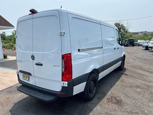 Blanco 2025 Mercede-s-ben-z Sprint-er 2500 144 Crew Van RWD-(Seminuevo-Excelente Estado) con Bluetooth Remote Start - Product Image 2