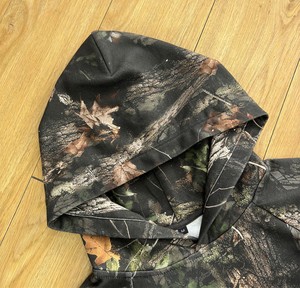 Sudaderas con capucha orgánicas personalizadas con lavado ácido informales para hombre, sólidas 100% básicas de algodón, el mejor precio al por mayor para la temporada de invierno, con capucha teñida lisa - Product Image 3