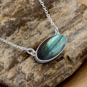 Collier pendentif en labradorite naturelle le plus vendu, argent sterling 925, ovale 8x16mm, fait main, bijoux délicats et minimalistes, cadeau pour femme - Product Image 2