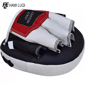 Mitones de enfoque de cuero para entrenamiento y combate: ergonómicos, de calidad y duraderos - Product Image 2