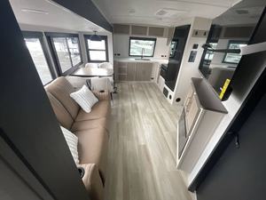 Nouveau 2025 F-o-r-e-s-t-R-i-v-e-r Wildwood H-e-r-i-t-a-g-e Glen 270FKS - Product Image 6