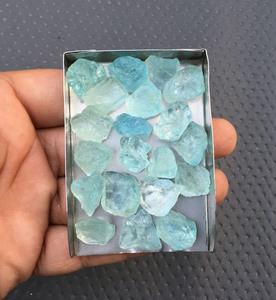 10 pièces aigue-marine brute 14-16 MM brut naturel belle aigue-marine brute brute pierre précieuse brute bleu brut aigue-marine brute couleur Aqua - Product Image 5