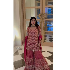 Ensemble de 3 pièces pour femmes de qualité exceptionnelle, vêtements ethniques prêts à porter, collection pour femmes disponible au prix d'usine - Product Image 1