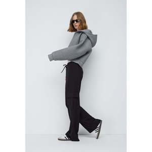 Pantalones de Mujer, Corte Holgado, con Bolsillos Tipo Cargo, Tejido 100% Poliéster - Product Image 2