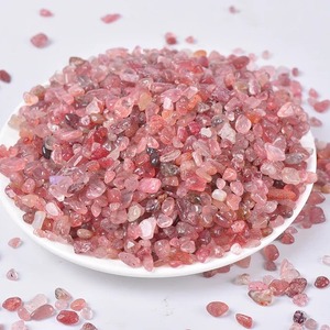 เครื่องประดับแบบทำมือชิปสตรอเบอรี่หินอัญมณีควอตซ์ธรรมชาติแบบไม่มีการเจาะหลวมแบบอิสระชิปคริสตัลดิบสำหรับสร้างสรรค์ - Product Image 1